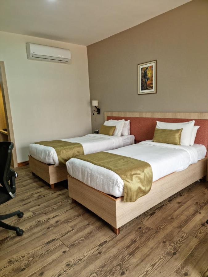 Hotel Nirvana By Luxury International Paklihwa Kültér fotó