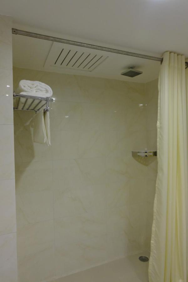 Hotel Nirvana By Luxury International Paklihwa Kültér fotó
